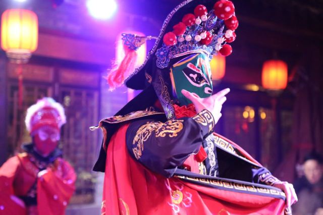 小龍翻大江火鍋酒樓(寬窄店)