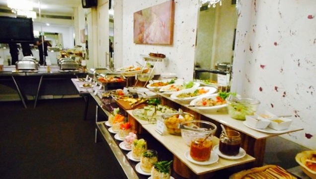 Meeting point,hotel centre point