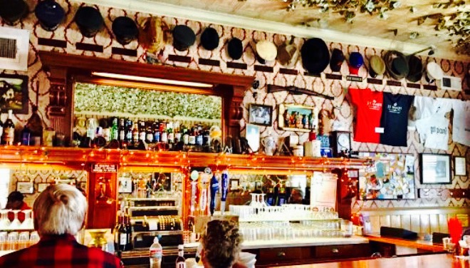 JT Bar & Dining Room