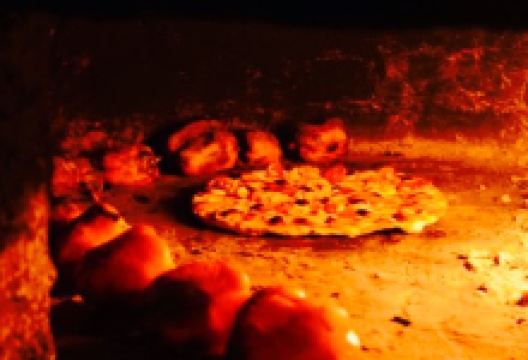 Flashy Pizzeria & Taberna美食图片