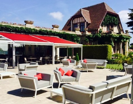 Tennis Country Club餐厅图片