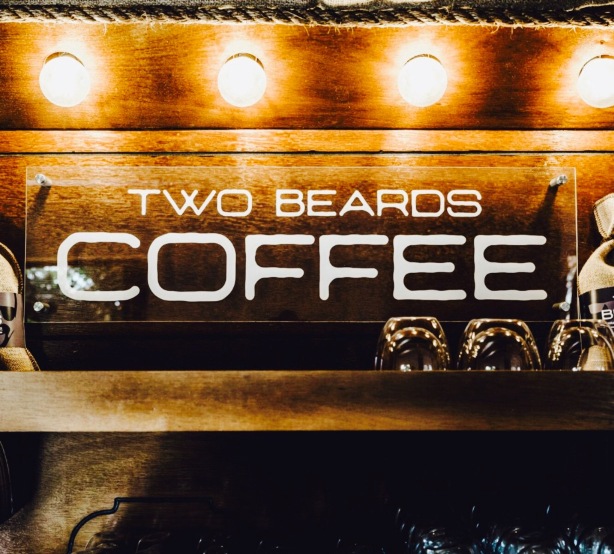 Two Beards and a Saint餐厅图片