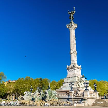 法国+意大利+巴塞罗那9日8晚跟团游