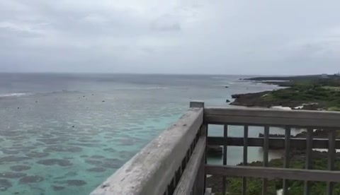 美丽的冲绳，那湛蓝的海水让我难忘