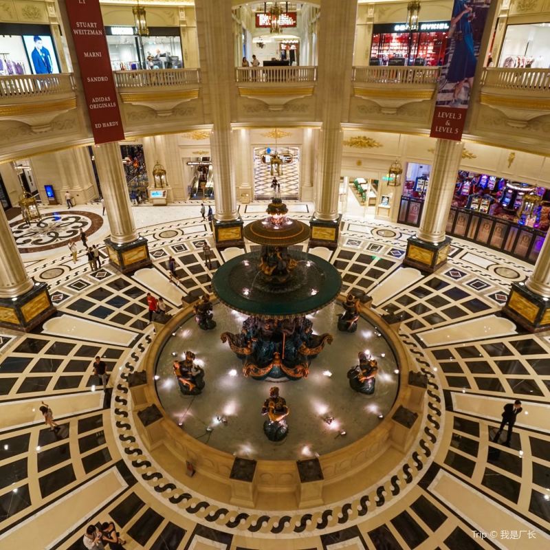 The Parisian Theatre Travel Guidebook Must Visit Attractions In