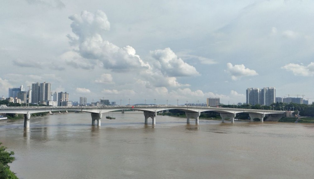 南宁邕江大桥：历史见证者