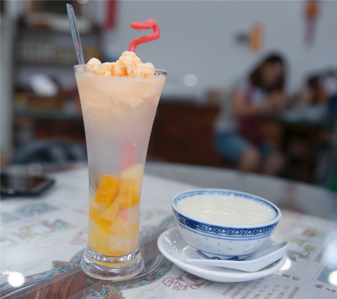 周大娘牛乳(旧寨总店)