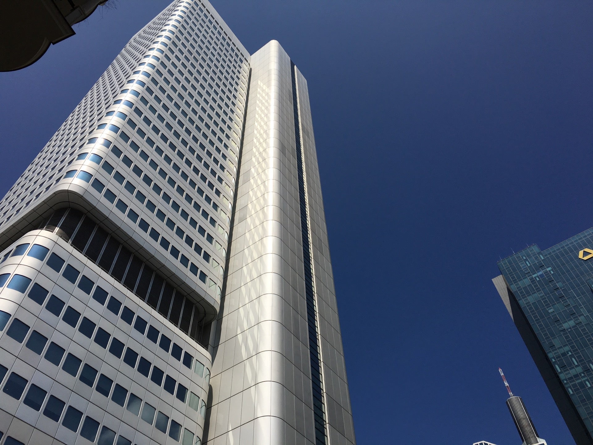 Silberturm Travel Guidebook Must Visit Attractions In Frankfurt