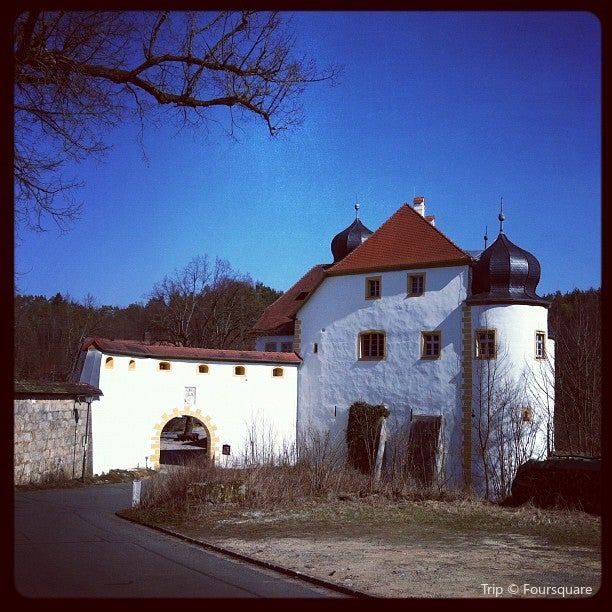 Schloss Unteraufsess Travel Guidebook Must Visit Attractions In