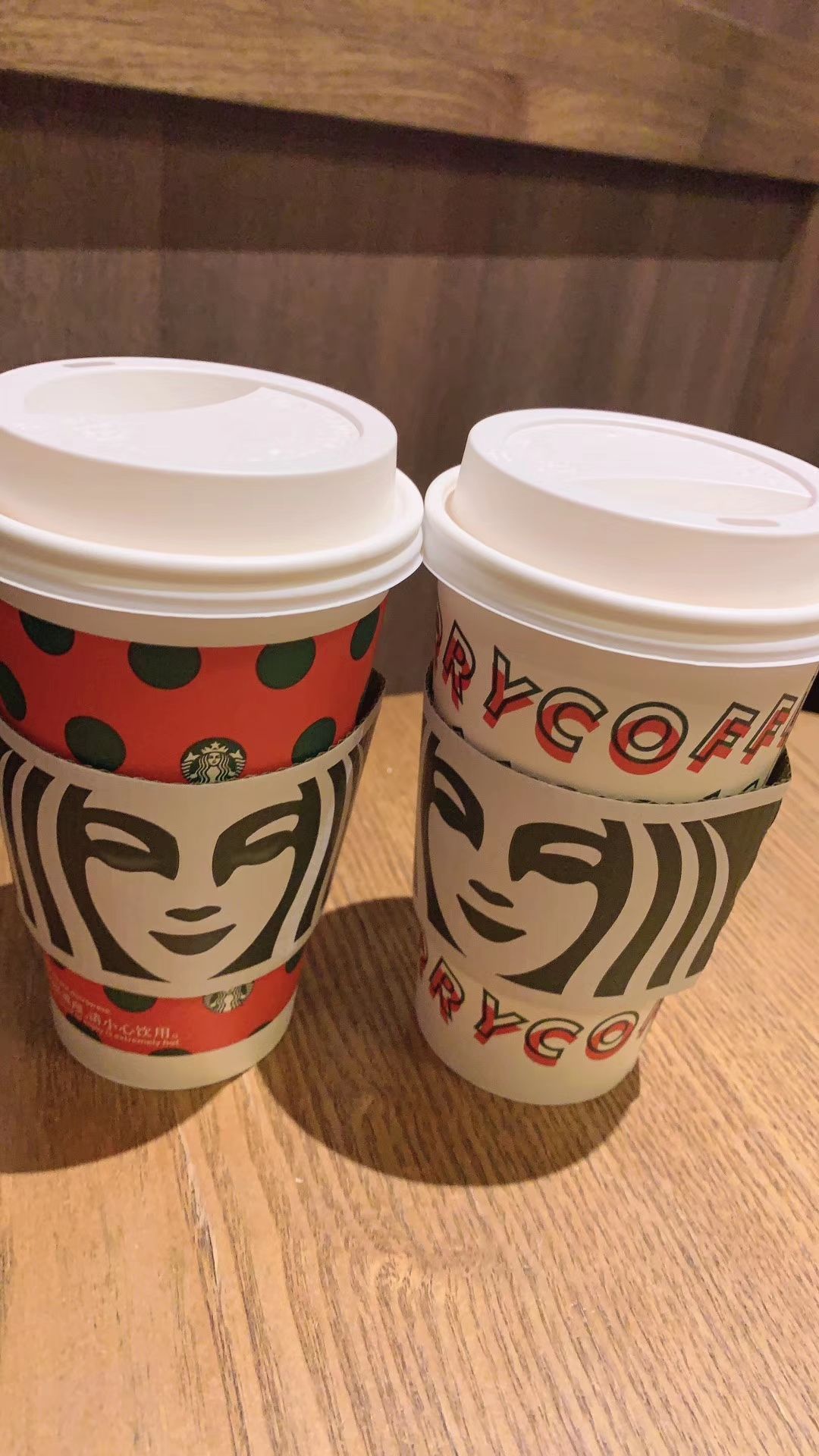 Starbucks餐厅图片