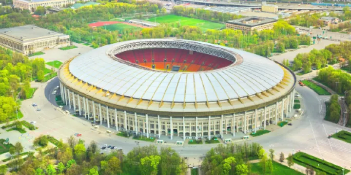 盧日尼基體育場