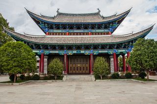 大理居然藏着一个圣托里尼 俯瞰洱海美景的网红酒店 少女心满分