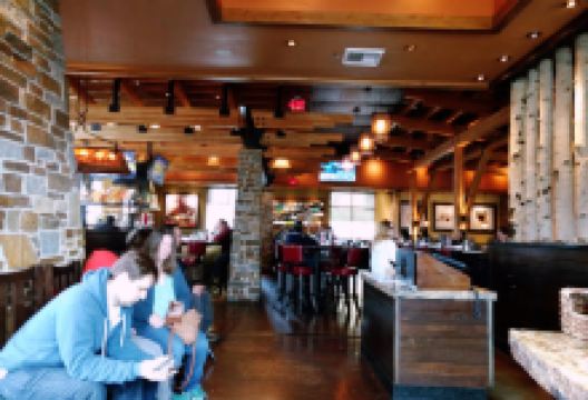 Lazy Dog Restaurant & Bar美食图片