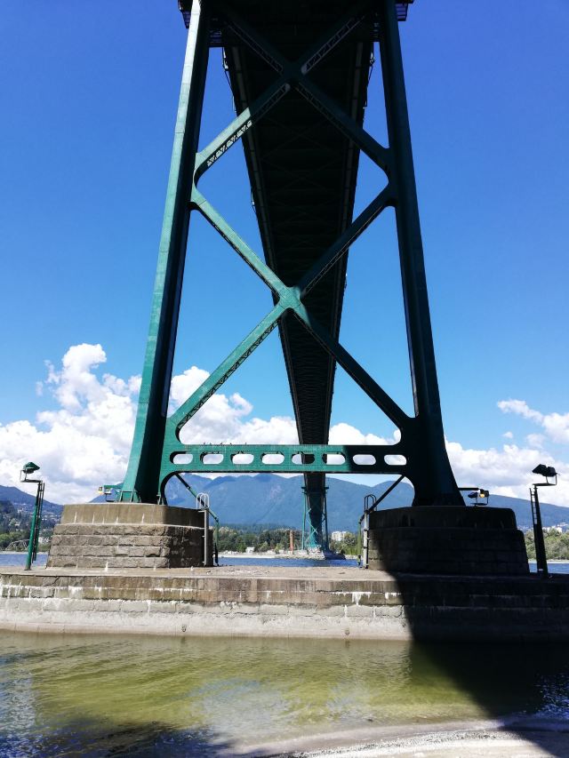 獅門大橋