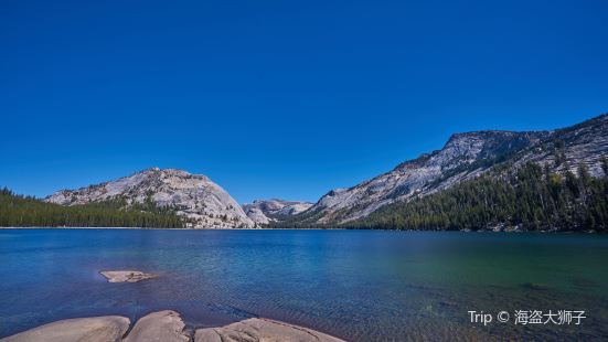 Tenaya Lake