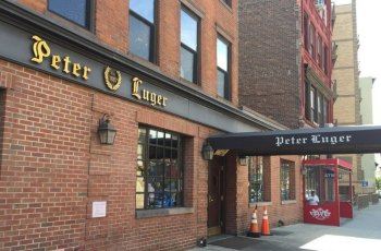 Peter Luger Steak House(Brooklyn)