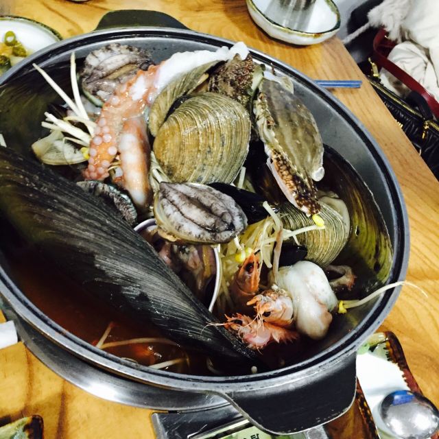 Sanxing acupoint seafood pot