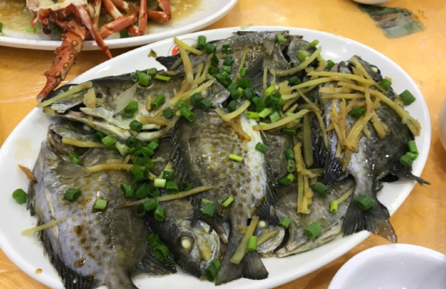 Linjie Xiangwei Seafood Restaurant