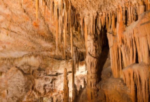 德拉赫洞穴景点图片