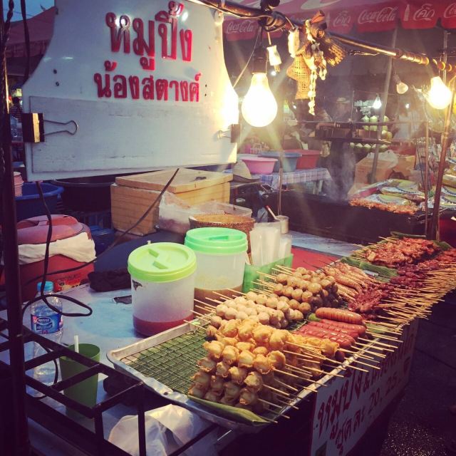 Saturday Night Market Walking Street