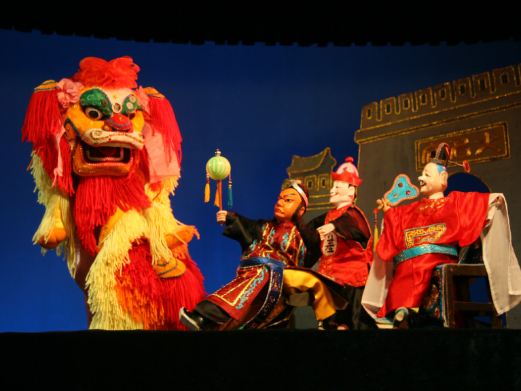 鹭江夜游