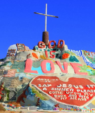 11D10N • Phoenix + Saguaro National Park + White Sands National Park + Carlsbad Caverns National Park + Meteor Crater Natural Landmark + U.S. Route 66 + Death Valley National Park + Yosemite National Park + Sedona