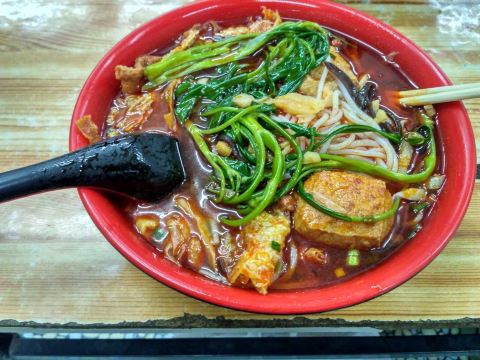 韦记正宗螺蛳粉(上沙椰树路店)