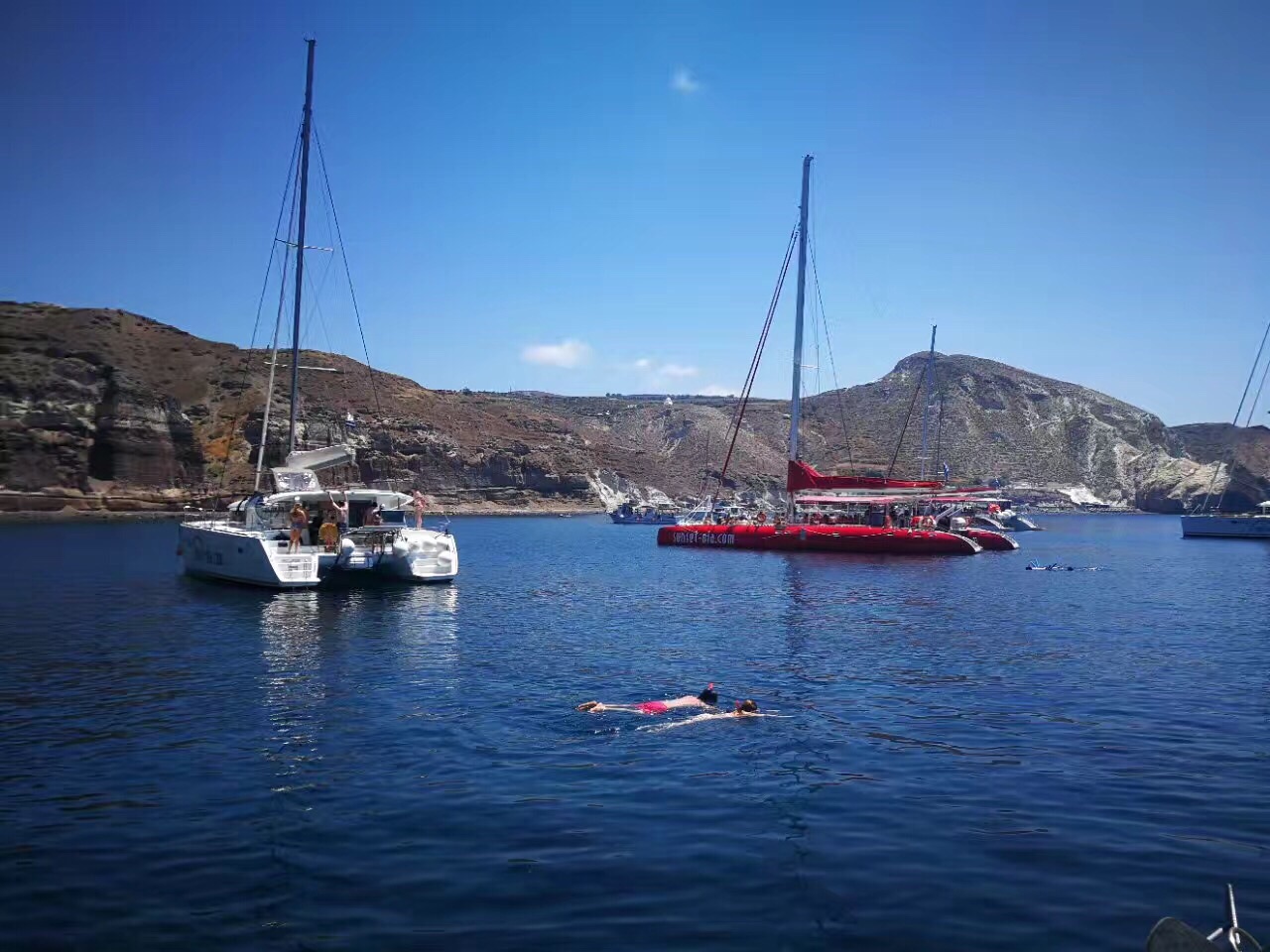 水菱环球之旅の圣托里尼豪华游艇爱琴海