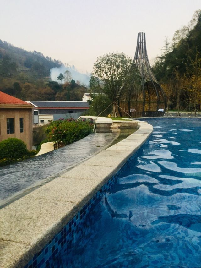 시펑(식봉) 온천