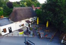 Crown Inn Cholderton美食图片