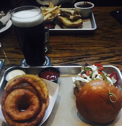 Olde Magoun's Saloon餐厅图片