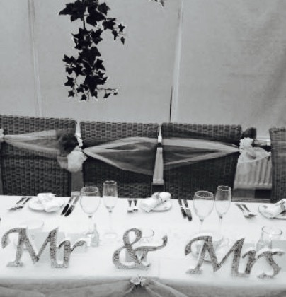 The Three Horseshoes