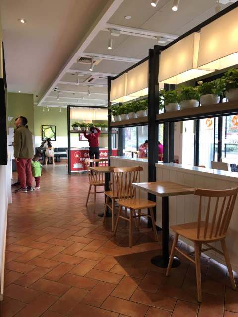 肯德基(大桥宏信龙店)