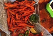 The Committed Pig美食图片