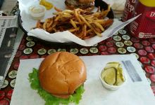 Market Burger Fries & Shakes美食图片