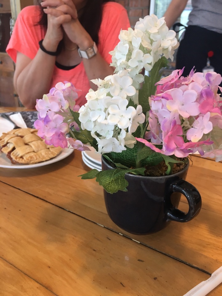 Mom and Tina's Restaurant餐厅图片