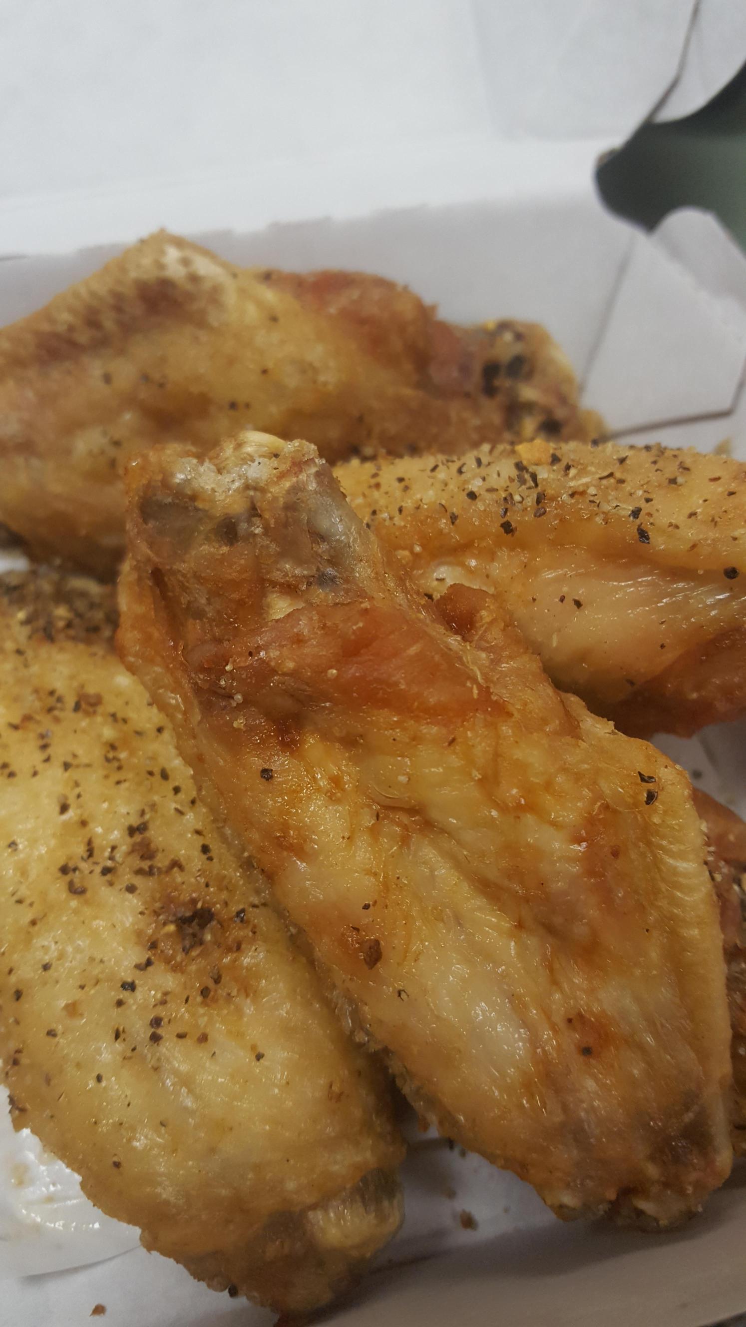 Buffalo Wild Wings餐厅图片