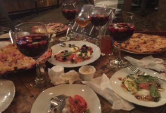 Woods Pizza & Beer Garden美食图片