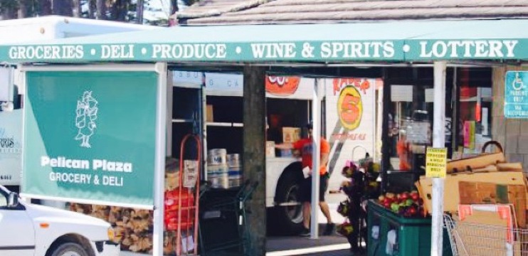 Pelican Plaza Grocery and Deli餐厅图片