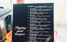 Bright Burgerville餐厅图片