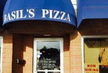 Basil's Pizza Palace美食图片