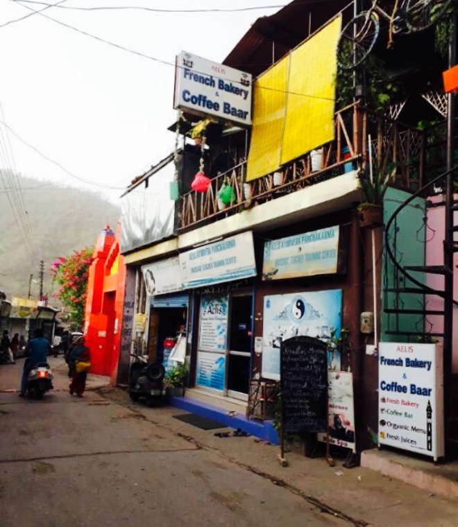 Aelis French Bakery & Coffee Bar