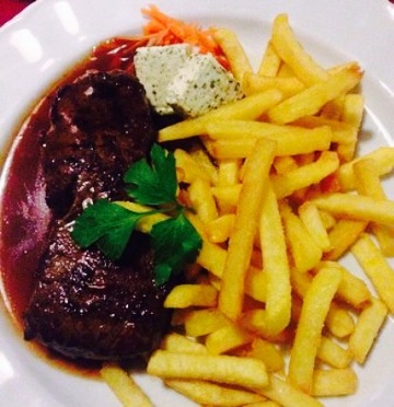 Zum Osterreicher Denkmal餐厅图片