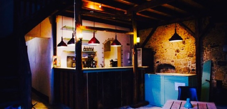 Mo Vegetarian Bistro