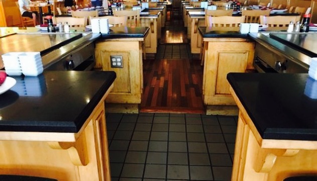 Akasaka Sushi & Steak餐厅图片