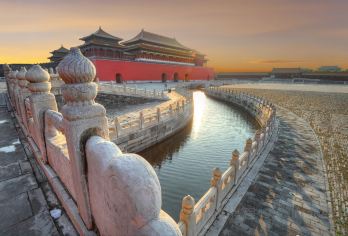 故宫博物院半日游【中英文导游讲解・含故宫+珍宝馆门票】【[优选导游]:资历丰富，幽默风趣，认真负责，乐于助人】