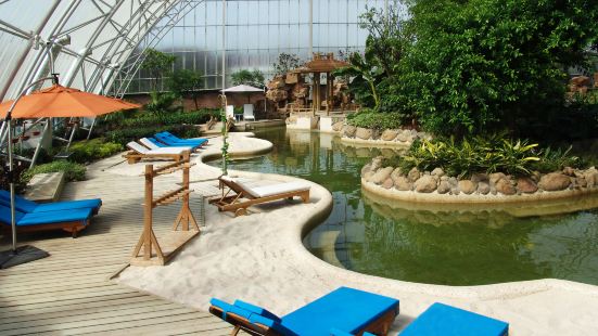 Pujiangyuan Hot Spring Forest Resort