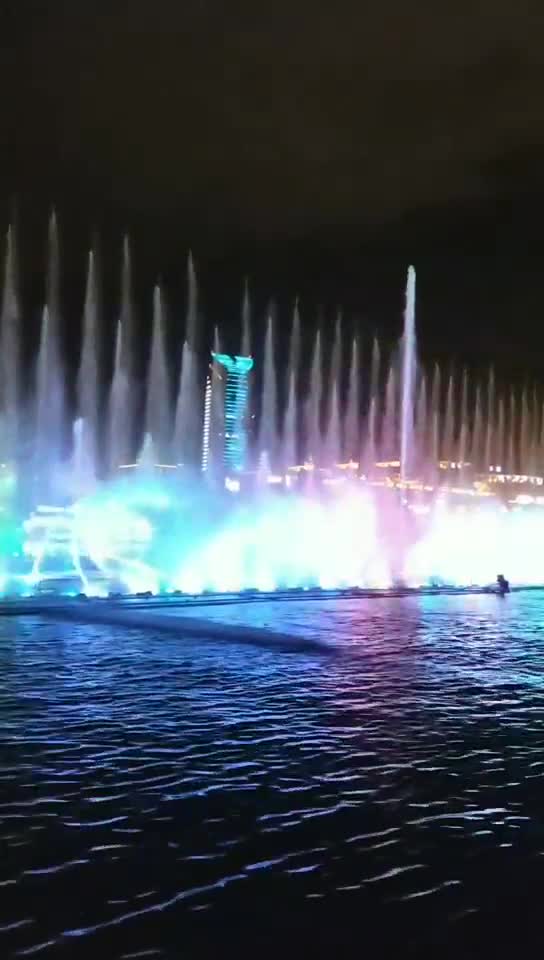 现场比较震撼的、亚洲之最的音乐喷泉
