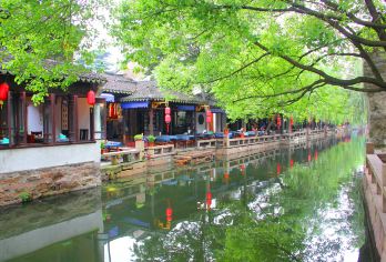 苏州/上海/杭州出发：拙政园+山塘街+周庄一日游【私家团】【私家小团丨小众玩法丨纯玩无购丨独立包车丨行程可调丨随停随走丨时间自由丨上门接送】