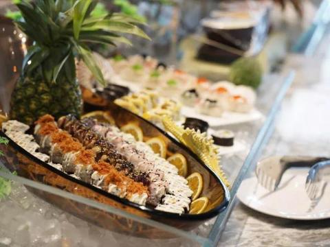 紫鑫戴斯大酒店·云顶全日自助餐厅